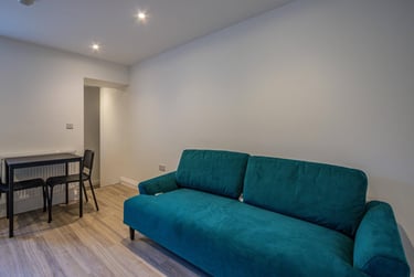2 bed house, Colum Road, Maindy, Cardiff, CF103EL - Image 3